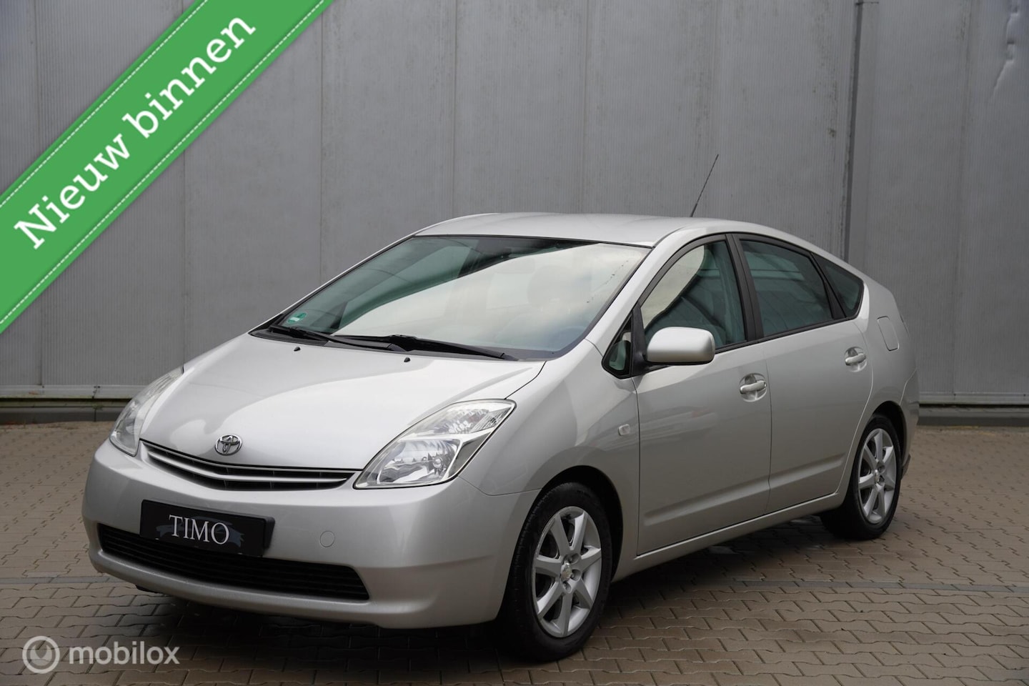 Toyota Prius - 1.5 VVT-i 1.5 VVT-i - AutoWereld.nl