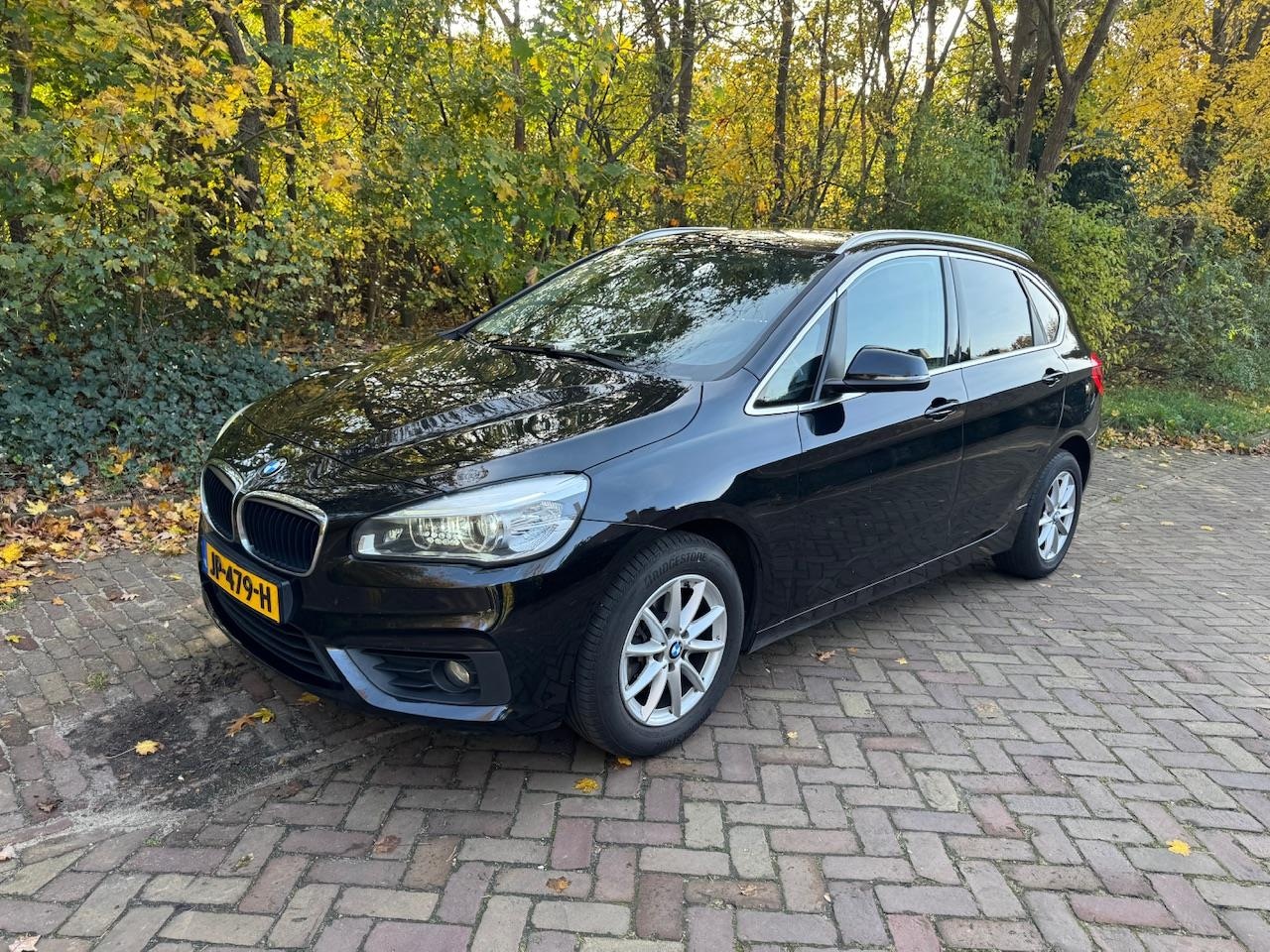 BMW 2-serie Active Tourer - 216d Automaat Executive | NAP| APK| Euro 6 - AutoWereld.nl