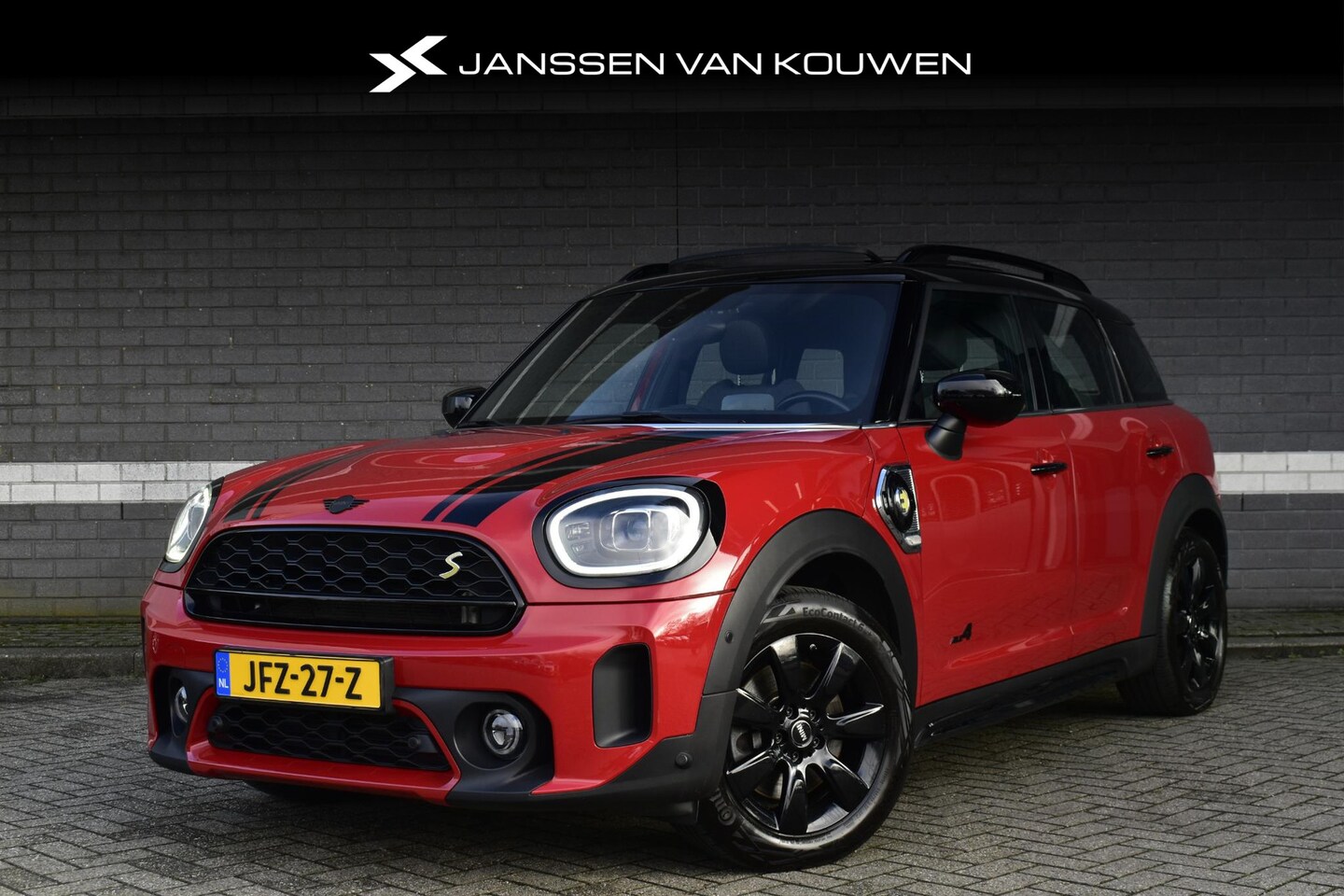 MINI Countryman - Mini 2.0 Cooper S E ALL4 Classic / Panoramadak / Head-Up / Stoel-Stuur-Voorruitverwarming - AutoWereld.nl