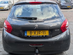 Peugeot 208 - 1.6 Vti Allure VTi 120pk/na vi/clima/16"LM