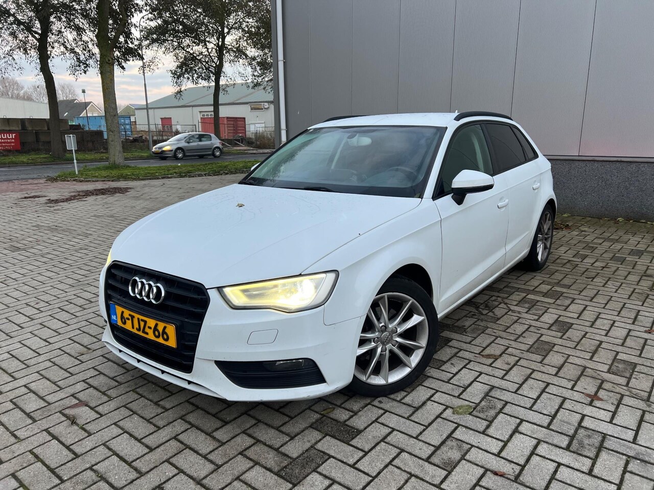 Audi A3 Sportback - 1.6 TDI Ambition Pro Line plus 1.6 TDI Ambition Pro Line plus - AutoWereld.nl