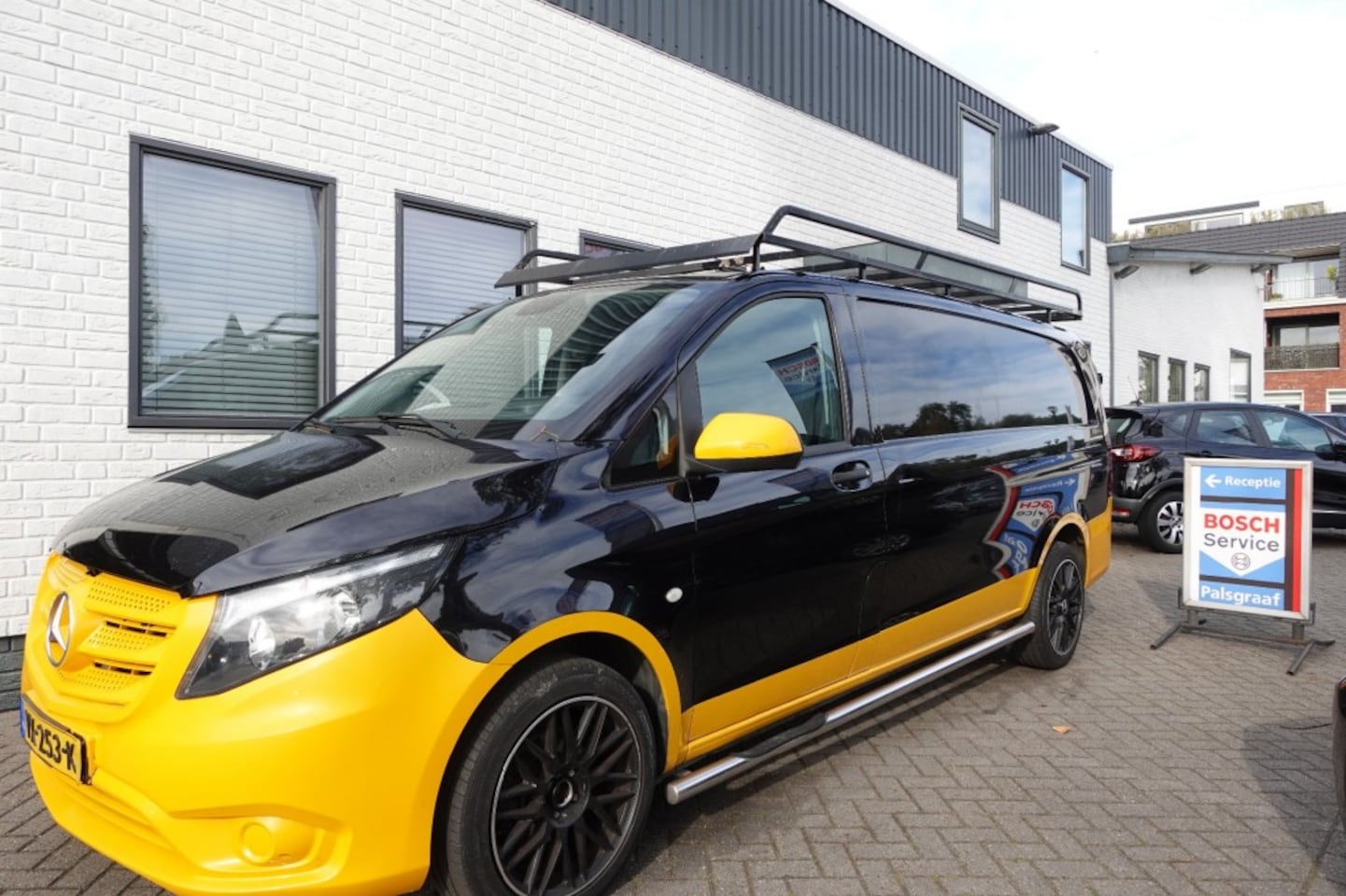 Mercedes-Benz Vito - 111 CDI LANG L3 Zwart - AutoWereld.nl