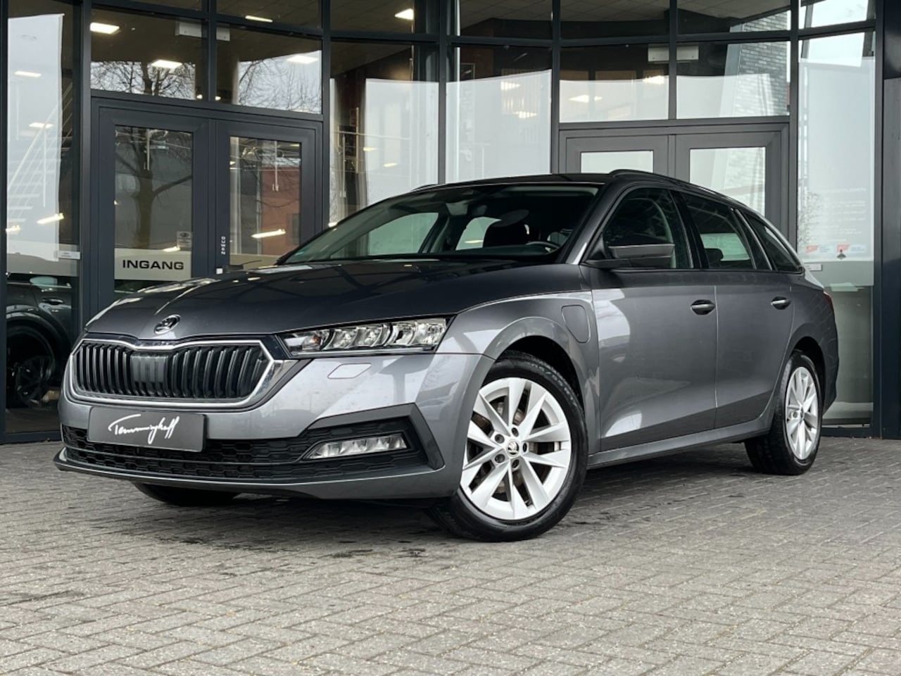 Skoda Octavia Combi - COMBI 1.4TSi PHEV AMBITION IV - TREKHAAK - AutoWereld.nl