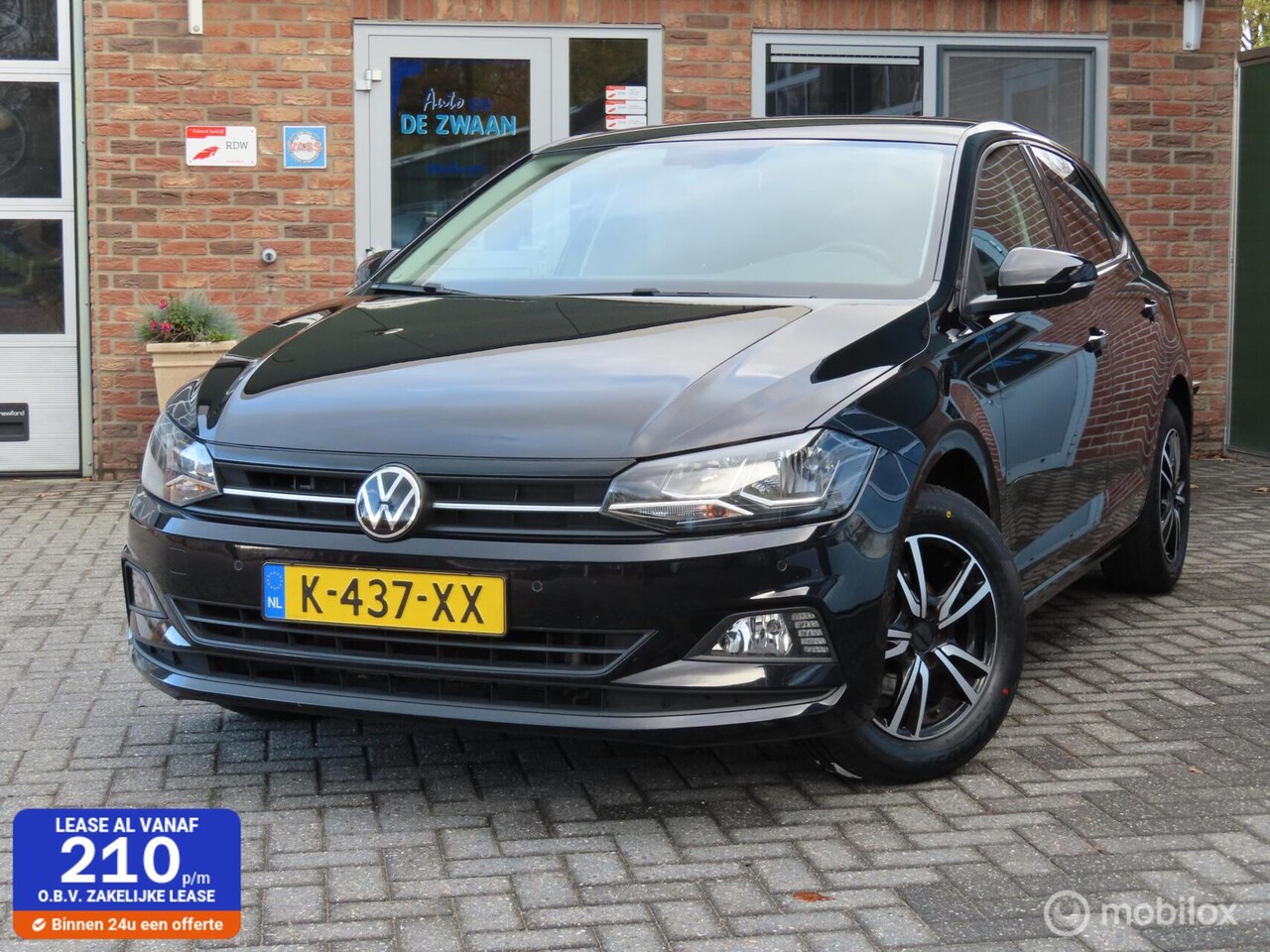 Volkswagen Polo - 1.0 TSI Comf Business|Trekhaak|Carplay|Parkeersensor V/A|Adaptive cruise controlle|Navigat - AutoWereld.nl