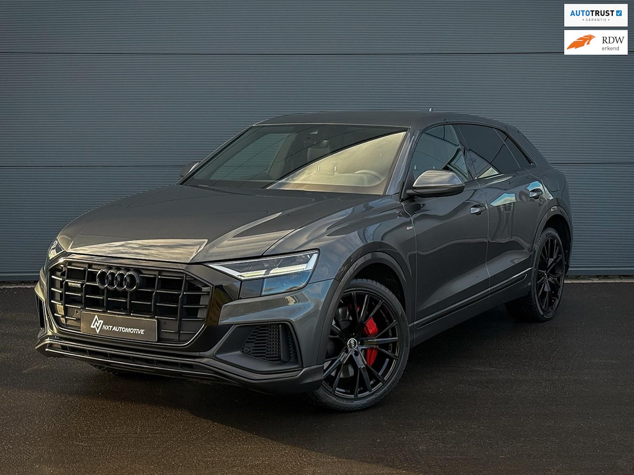 Audi Q8 - Audi Q8 55 TFSI quattro, S line, 340 pk, 22” velgen, Sfeerverlichting - AutoWereld.nl