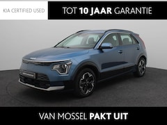 Kia Niro EV - DynamicLine 64.8 kWh | 3-fase 11KW laden | Climate Control | Navigatie | LM Velgen | Eerst