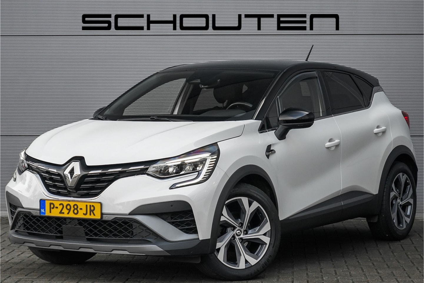 Renault Captur - 1.3 TCe 140 R.S. Line Keyless Trekhaak Camera 18" - AutoWereld.nl