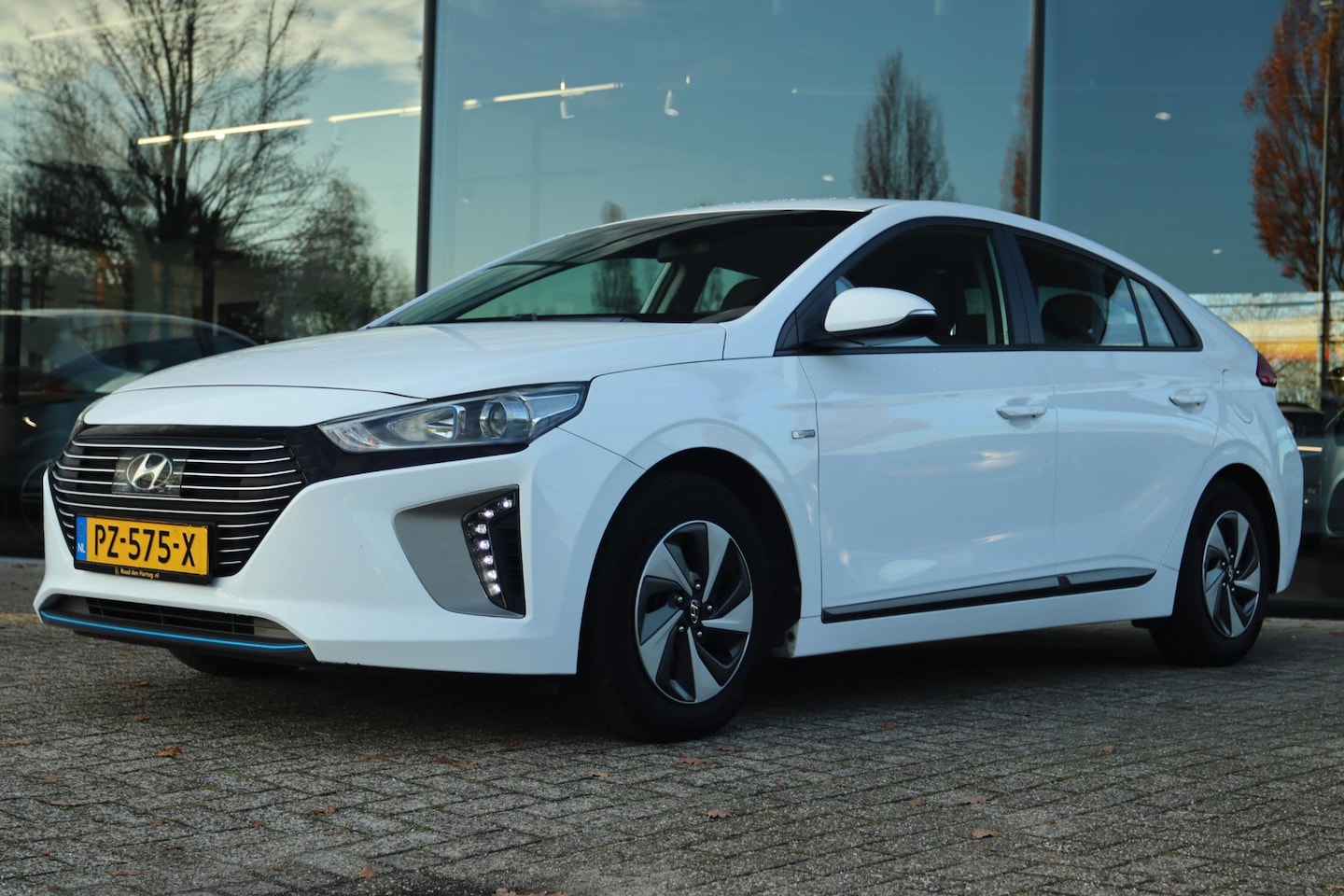 Hyundai IONIQ - 1.6 GDi I-MOTION AUT. | CAMERA | CLIMATE | CRUISE | DAB - AutoWereld.nl