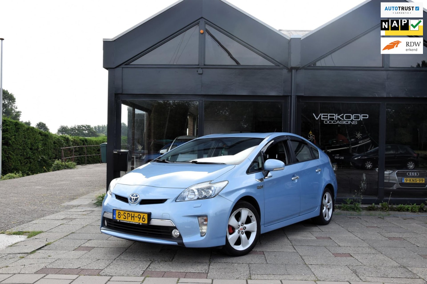Toyota Prius - 1.8  Plug-in Dynamic Business 1.8 Plug-in Dynamic Business - AutoWereld.nl