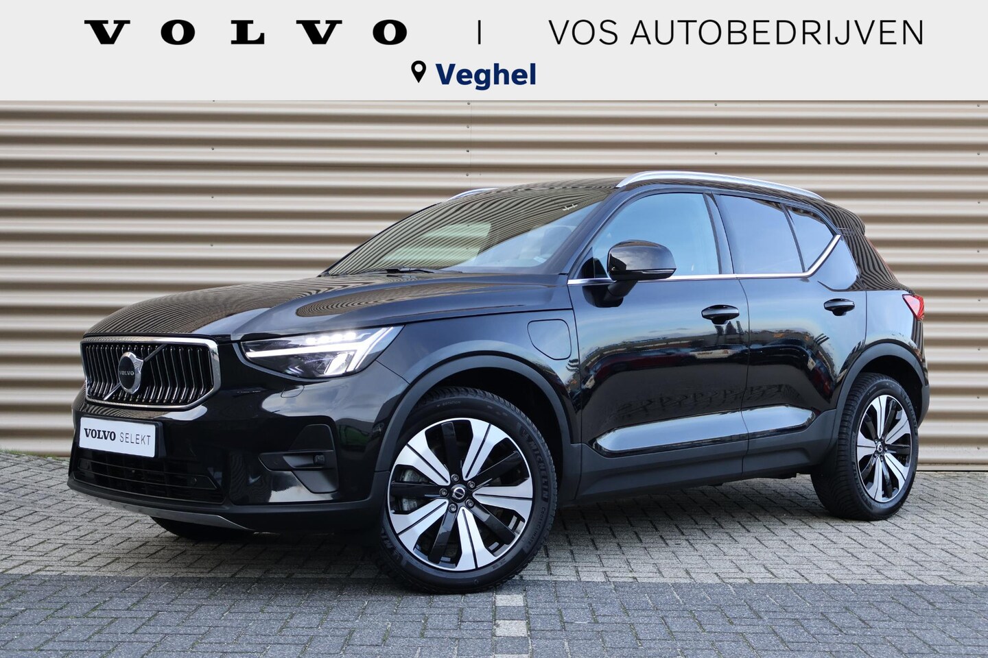 Volvo XC40 - T4 Plug-in hybrid Core Bright | Stoel & stuurverwarming | All-season banden | Camera - AutoWereld.nl