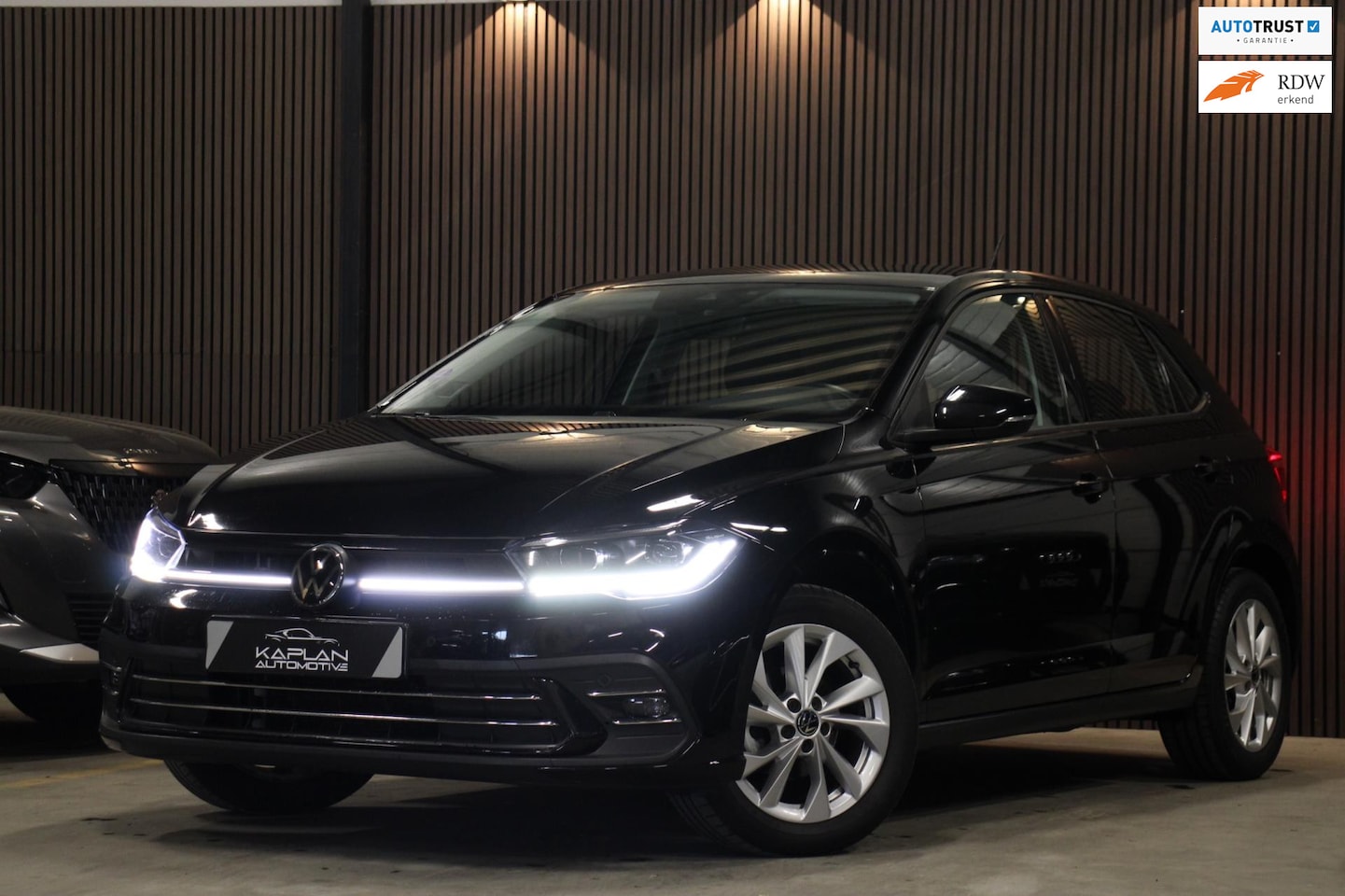 Volkswagen Polo - 1.0 TSI Style IQ-Light Leder Lane Stoelverw ParkCam Navi ACC Garantie - AutoWereld.nl