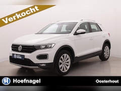 Volkswagen T-Roc - 1.5 TSI Sport Automaat | Adaptive Cruise Control | Parkeersensoren | Camera | Apple CarPla
