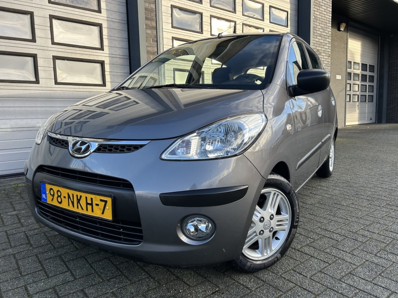 Hyundai i10 - 1.1 SPORT Airco! Top onderhouden! Rijdt super! - AutoWereld.nl