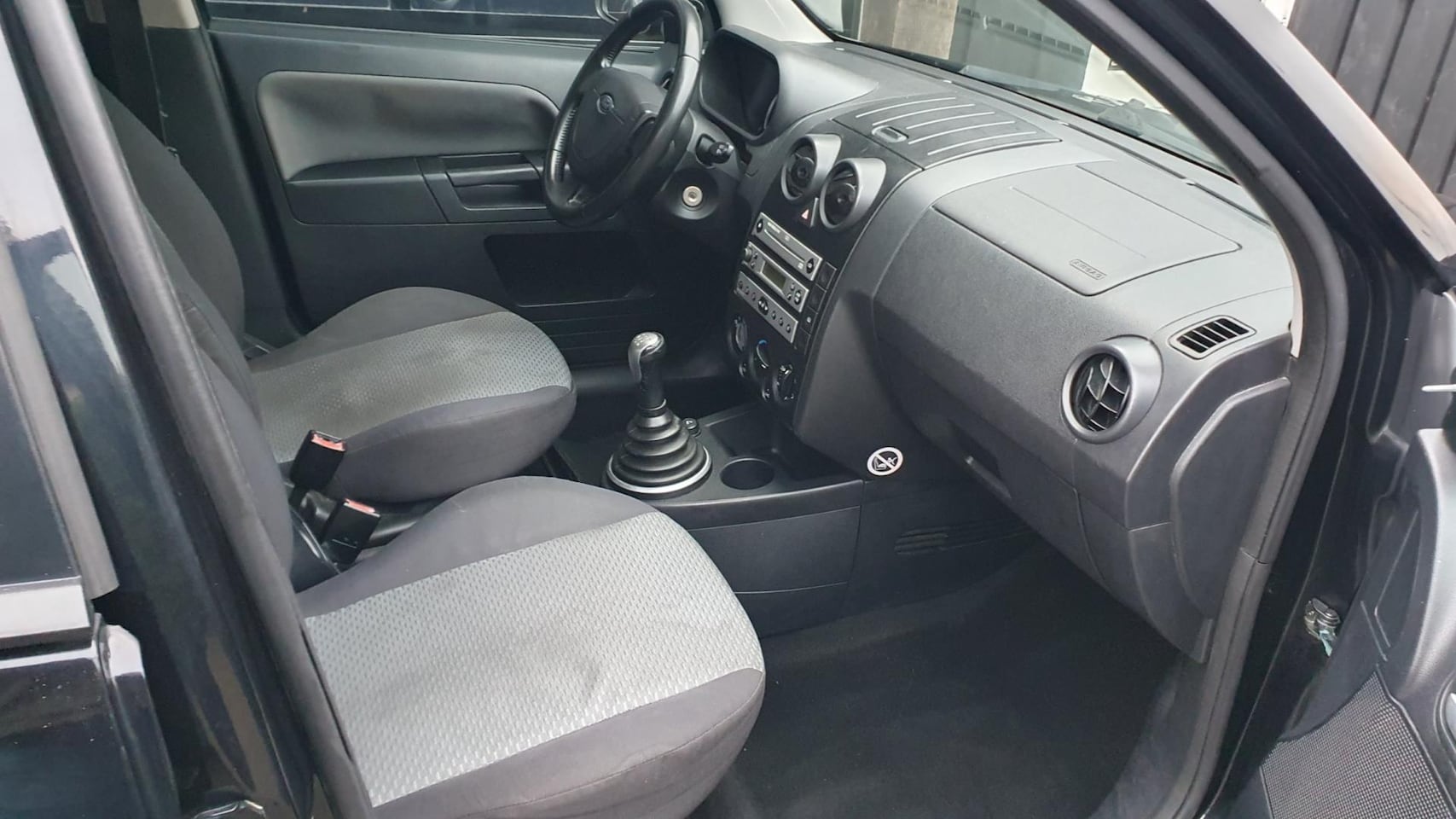 Ford Fusion - 1.4-16V Futura 1.4-16V Futura