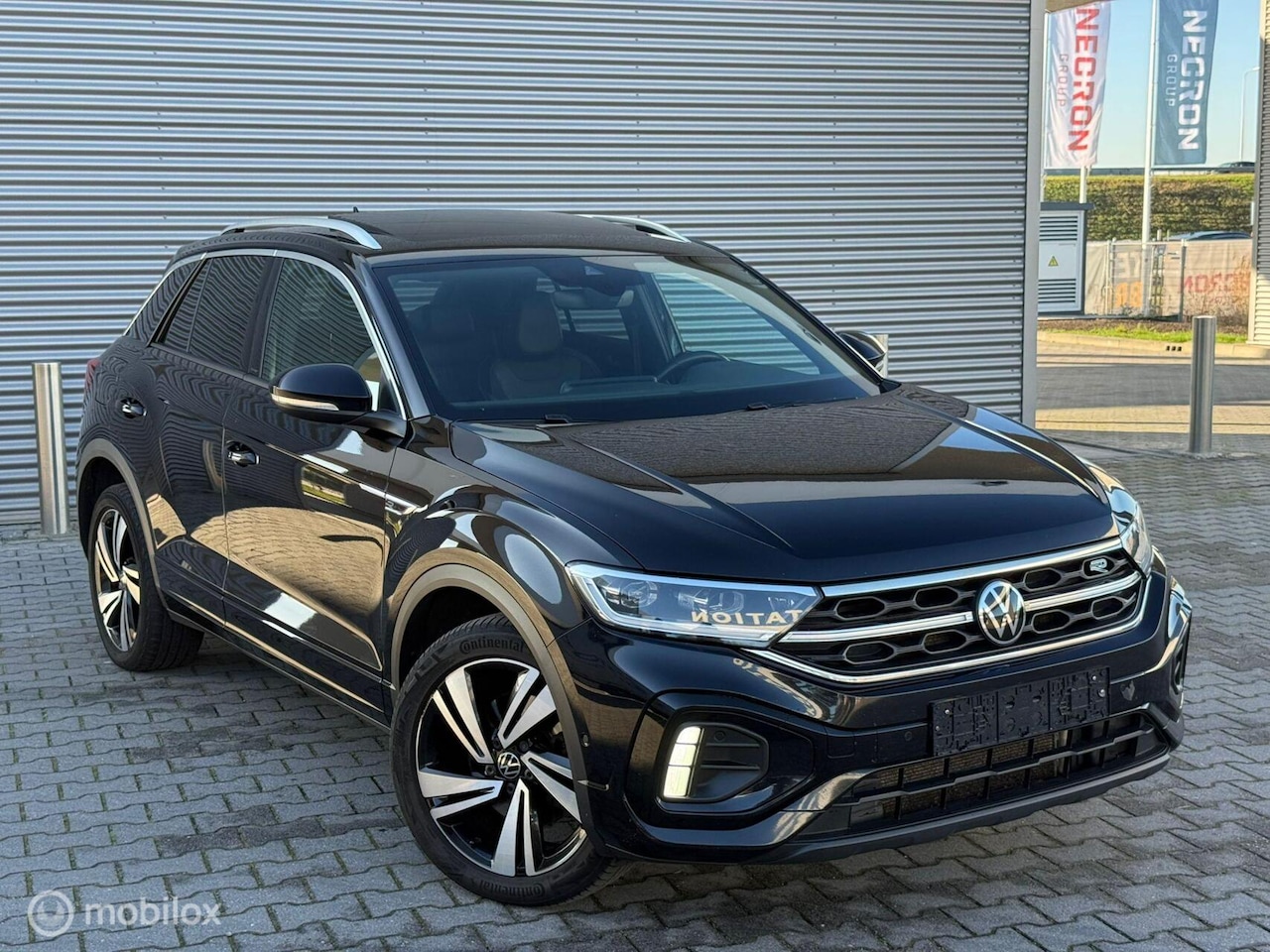 Volkswagen T-Roc - 2.0 TDI 110 KW DSG R-LINE - AutoWereld.nl