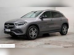 Mercedes-Benz GLA-Klasse - 250 e Luxury Line, pano, memory