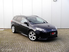 Ford Focus Wagon - 2.0 MK3 ST-2 ST-3 Perfo. / Org.NL / NAP/ ST