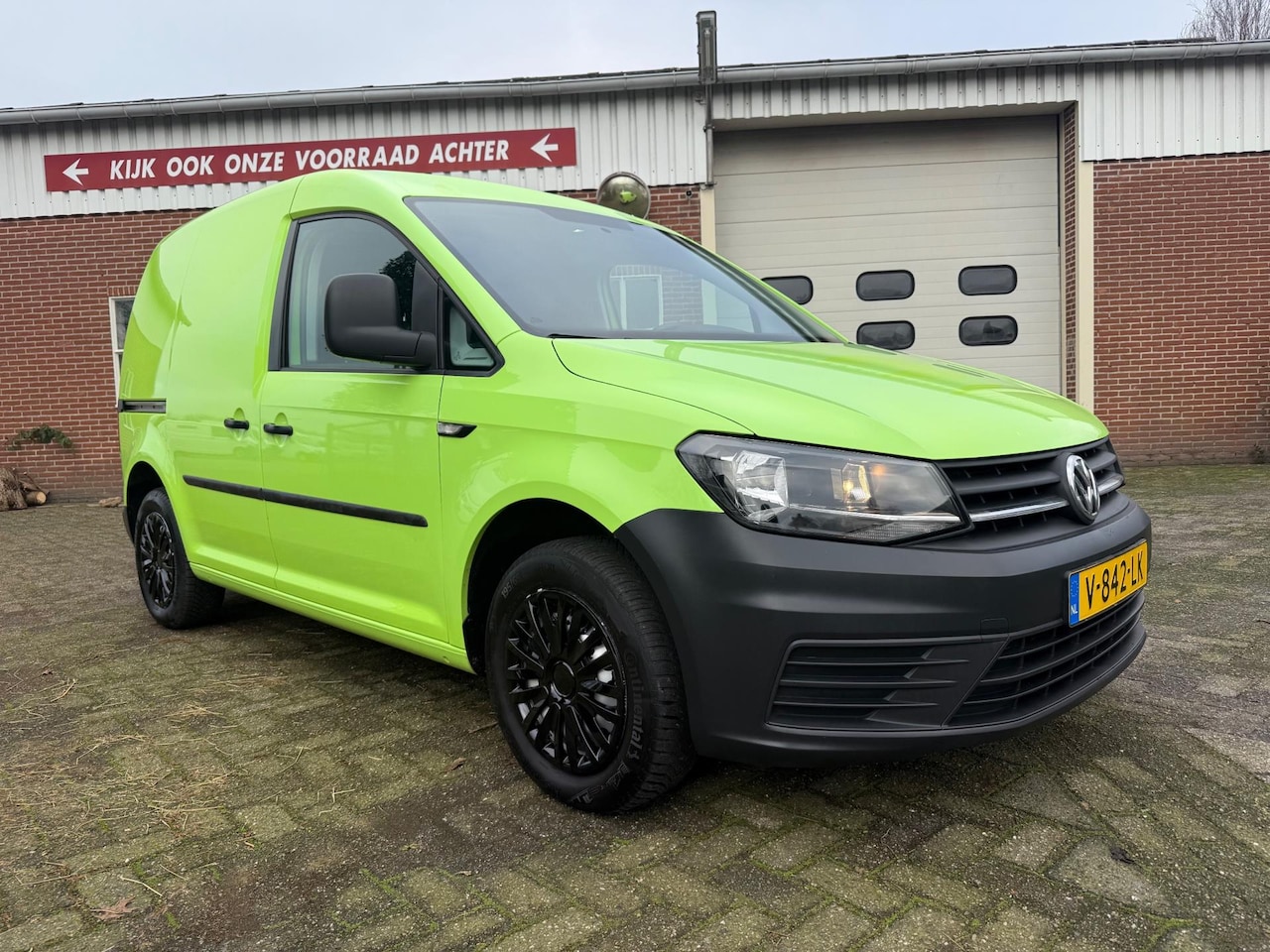 Volkswagen Caddy - 2.0 TDI navi airco cruise euro 6 BMT Trendline - AutoWereld.nl