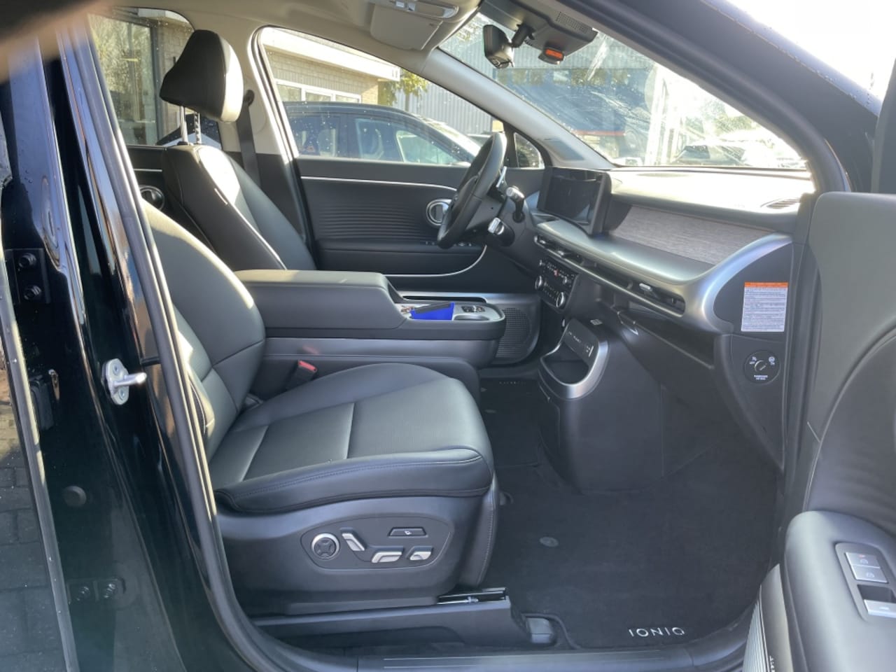 Hyundai IONIQ 9 - Connect 7p. 110.3 kWh AWD*RIJKLAARPRIJS*