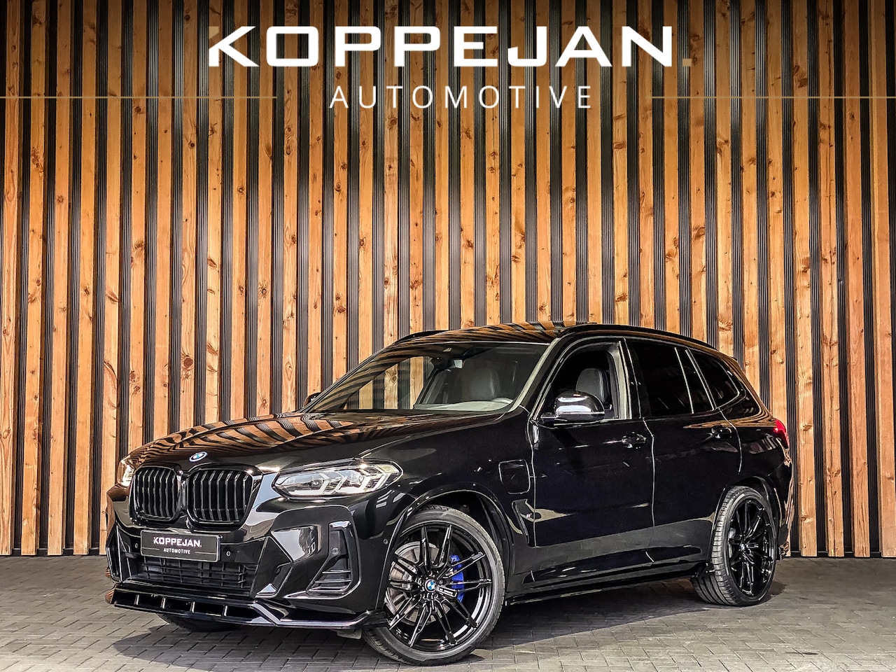 BMW X3 - xDrive30e 292PK High Executive M-Sport | PANORAMADAK | HEAD-UP | HARMAN KARDON | SFEERVERL - AutoWereld.nl