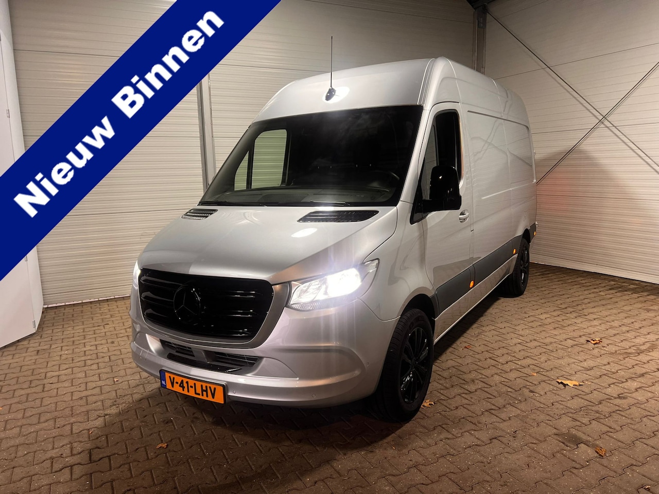 Mercedes-Benz Sprinter - 317 1.9 CDI L2H2 RWD AUTOMAAT VVB362 BPM vrij! Benut nu nog uw voordeel! - AutoWereld.nl