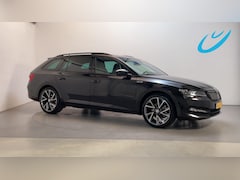 Skoda Superb Combi - 1.4 TSI iV Sportline Business Panoramadak LED Stoelverwarming Camera DAB+