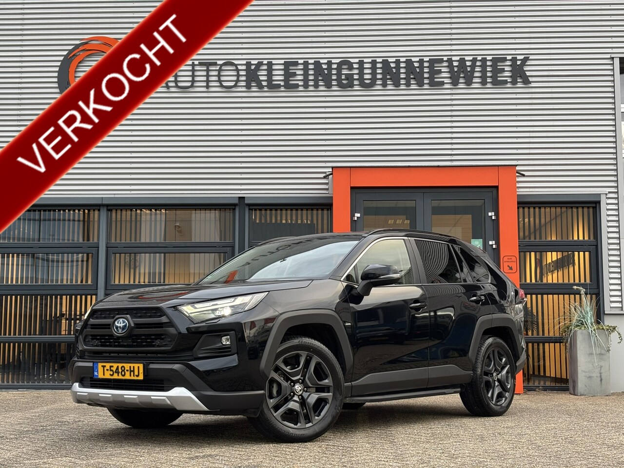 Toyota RAV4 - 2.5 Hybrid AWD ADVENTURE / Camera / Applecarplay/AndroidAuto / Trekhaak / Electrische acht - AutoWereld.nl