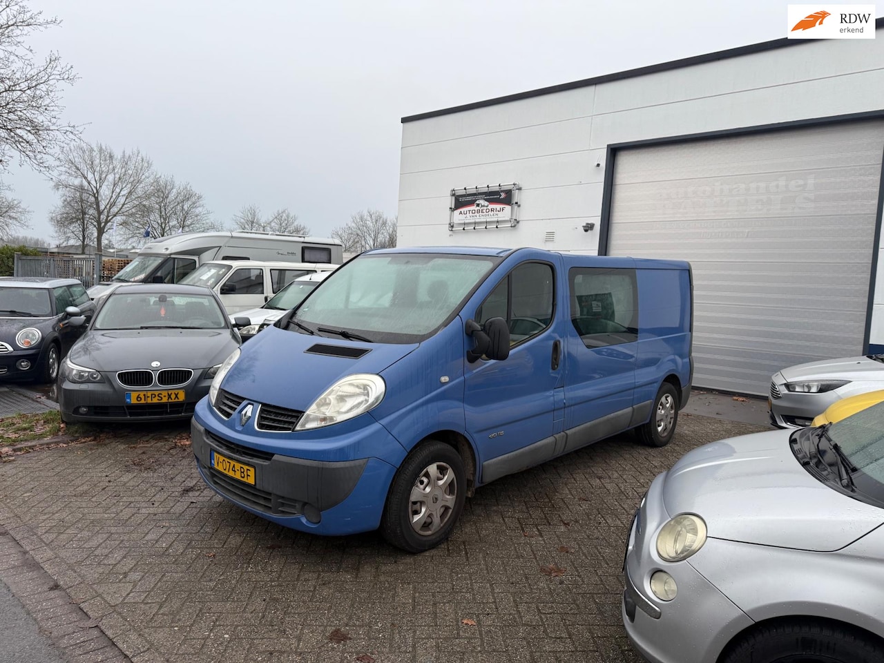 Renault Trafic - 2.5 dCi T29 L2H1 Dubbel cabine - AutoWereld.nl