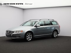 Volvo V70 - T4 Nordic+ / Trekhaak / Standkachel / Stoel+voorruitverwarming / Leder / Bi-Xenon adaptief