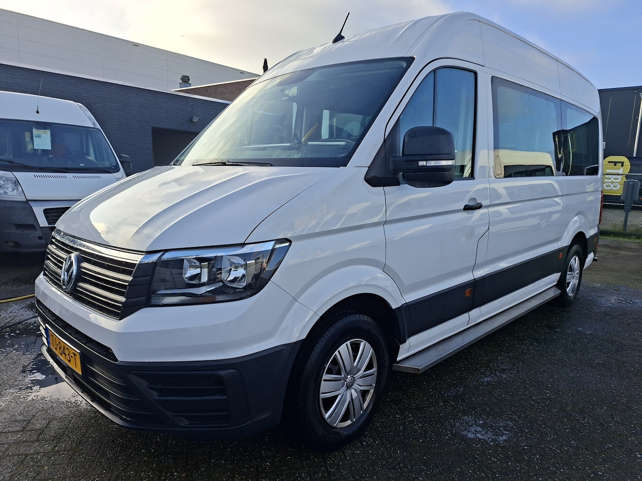 Volkswagen Crafter - 2.0TDI 13250.- INCL BTW ROLSTOELBUS MOTOR KAPOT 102PK - AutoWereld.nl