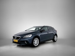 Volvo V40 Cross Country - 1.5 T3 Polar+ Luxury | Trekhaak | Panoramadak | Harman\Kardon |