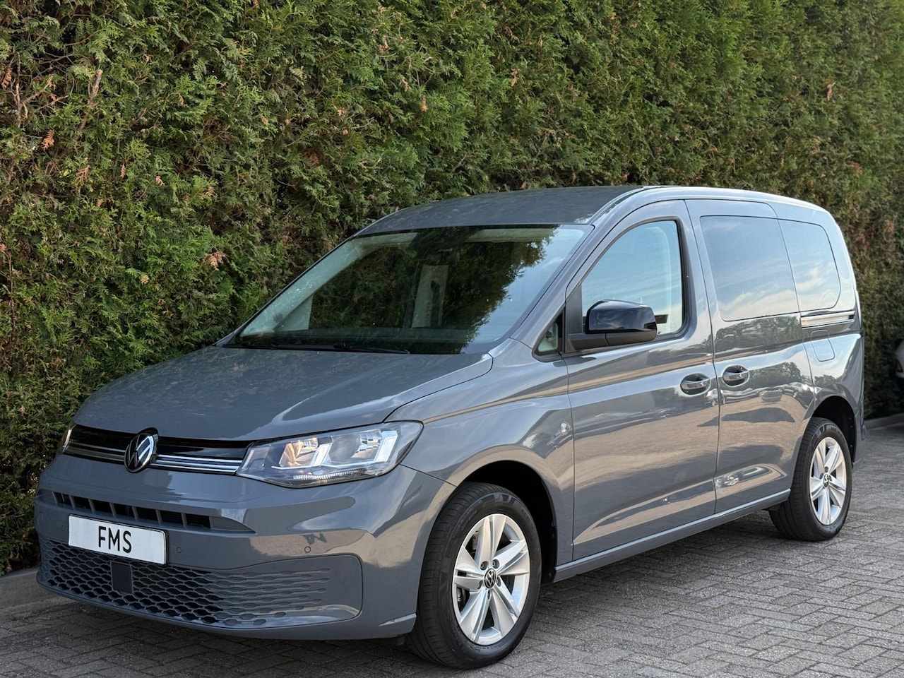 Volkswagen Caddy - 1.5 TSI 5p CarPlay Trekhaak - AutoWereld.nl