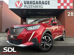 Peugeot 2008 - 1.2 PureTech Allure // LED // NAVI + CARPLAY // PDC V+A // CAMERA // CLIMA // HALF-LEDER