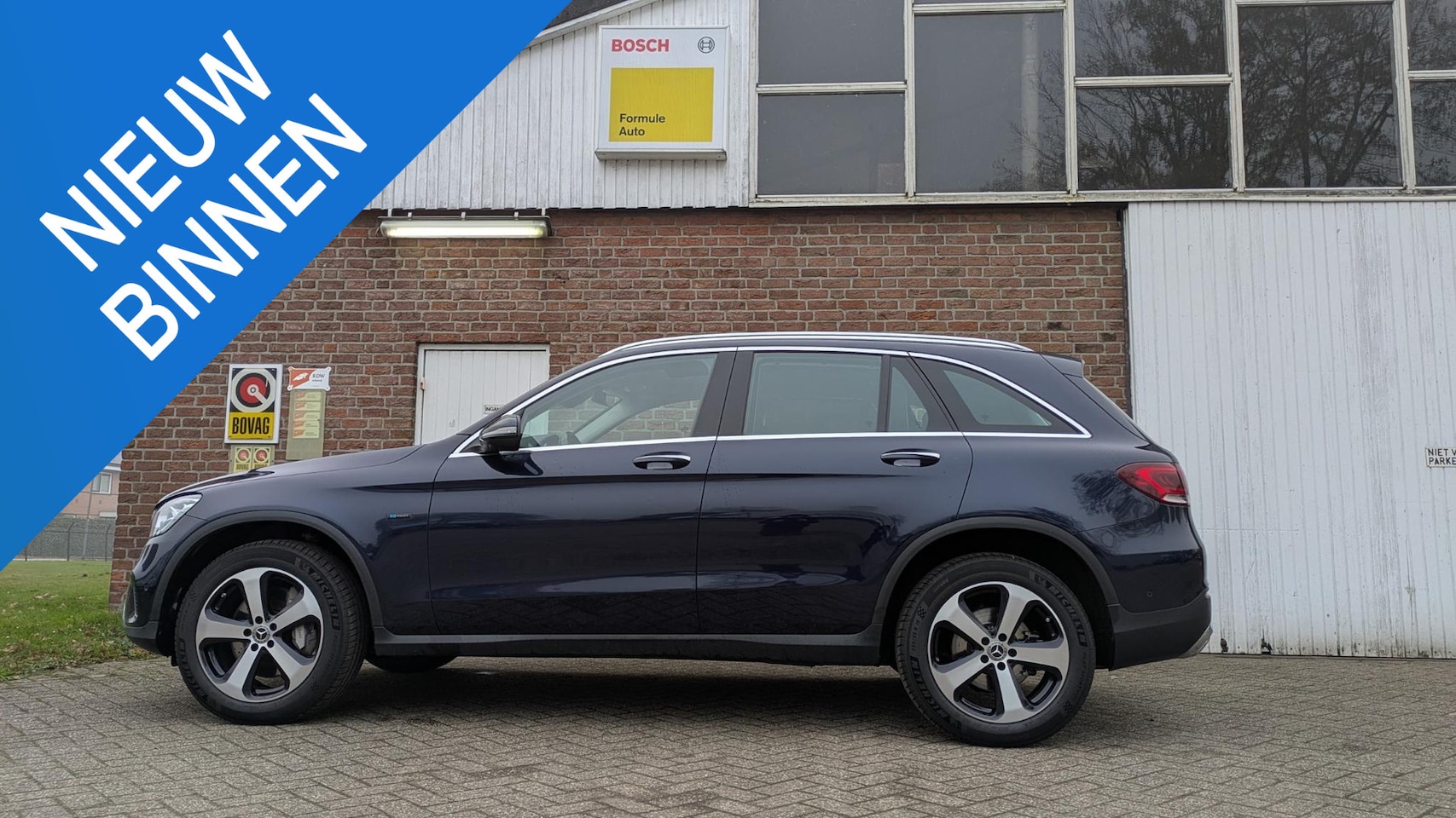 Mercedes-Benz GLC-klasse - 300e 4MATIC - trekhaak- HUD - 360* camera- Distron - AutoWereld.nl