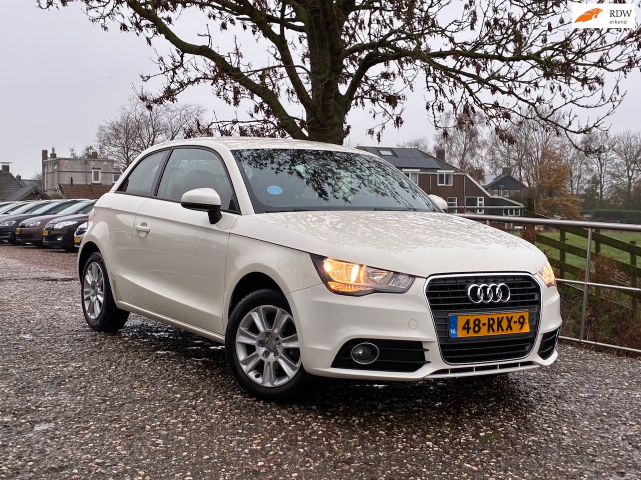 Audi A1 - 1.2 TFSI Attraction Pro Line Business | Cruise + Navi + Airco Nu € 7.450,-!!! - AutoWereld.nl
