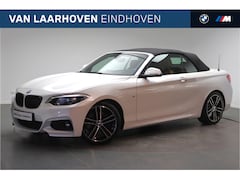 BMW 2-serie Cabrio - 220i High Executive M Sport Automaat / Sportstoelen / Achteruitrijcamera / Comfort Access