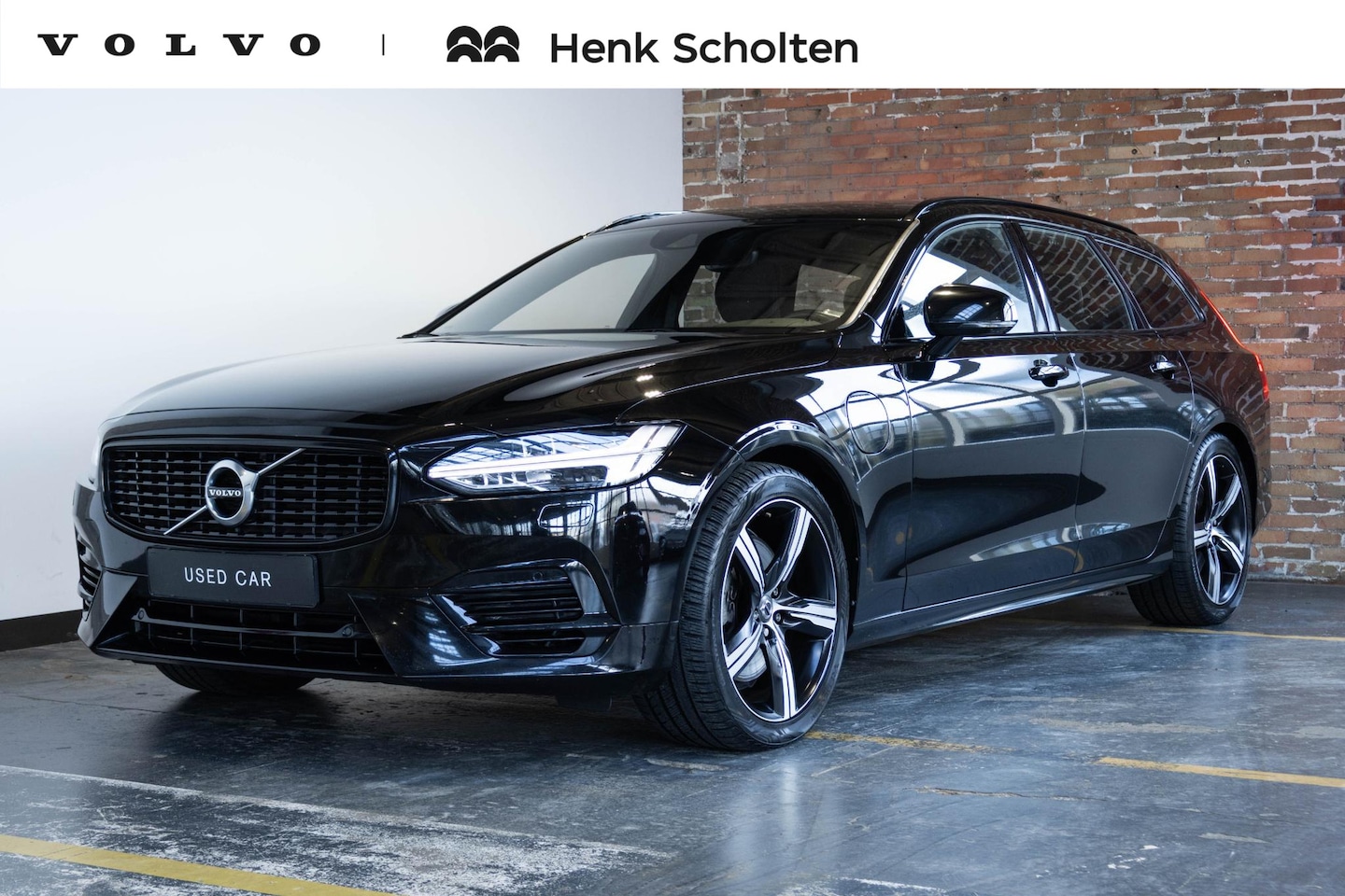 Volvo V90 - T8 AWD R-Design | Navigatie | Parkeercamera | BLIS | Semi-Electrische Wegklapbare Trekhaak - AutoWereld.nl