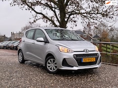 Hyundai i10 - 1.0i Comfort | '' 61.000 KM N.A.P. "" + Airco + Cruise Nu € 7.975,