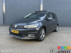 Volkswagen Touran - 1.4 TSI Highline 7p - Automaat - Pano