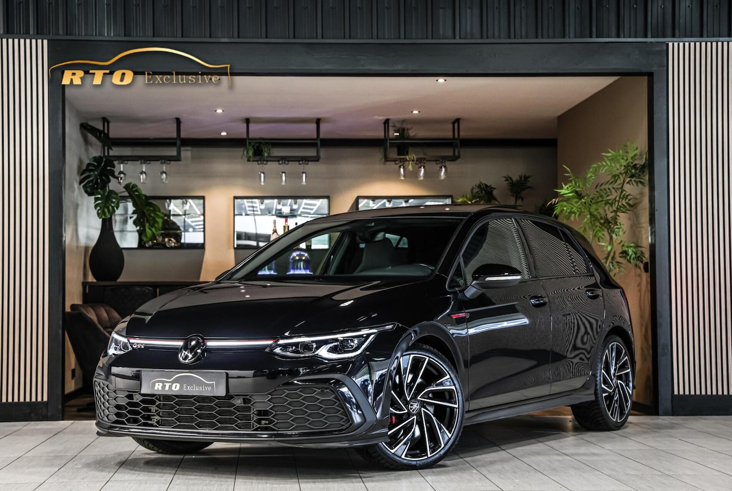 Volkswagen Golf - 2.0 TSI GTI|Pano|ACC|19''|Stuur/stoelverw. - AutoWereld.nl