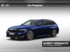 BMW 3-serie Touring - 330e xDrive M-Sport PRO | Panoramadak | Trekhaak | Driving Assistant Professional