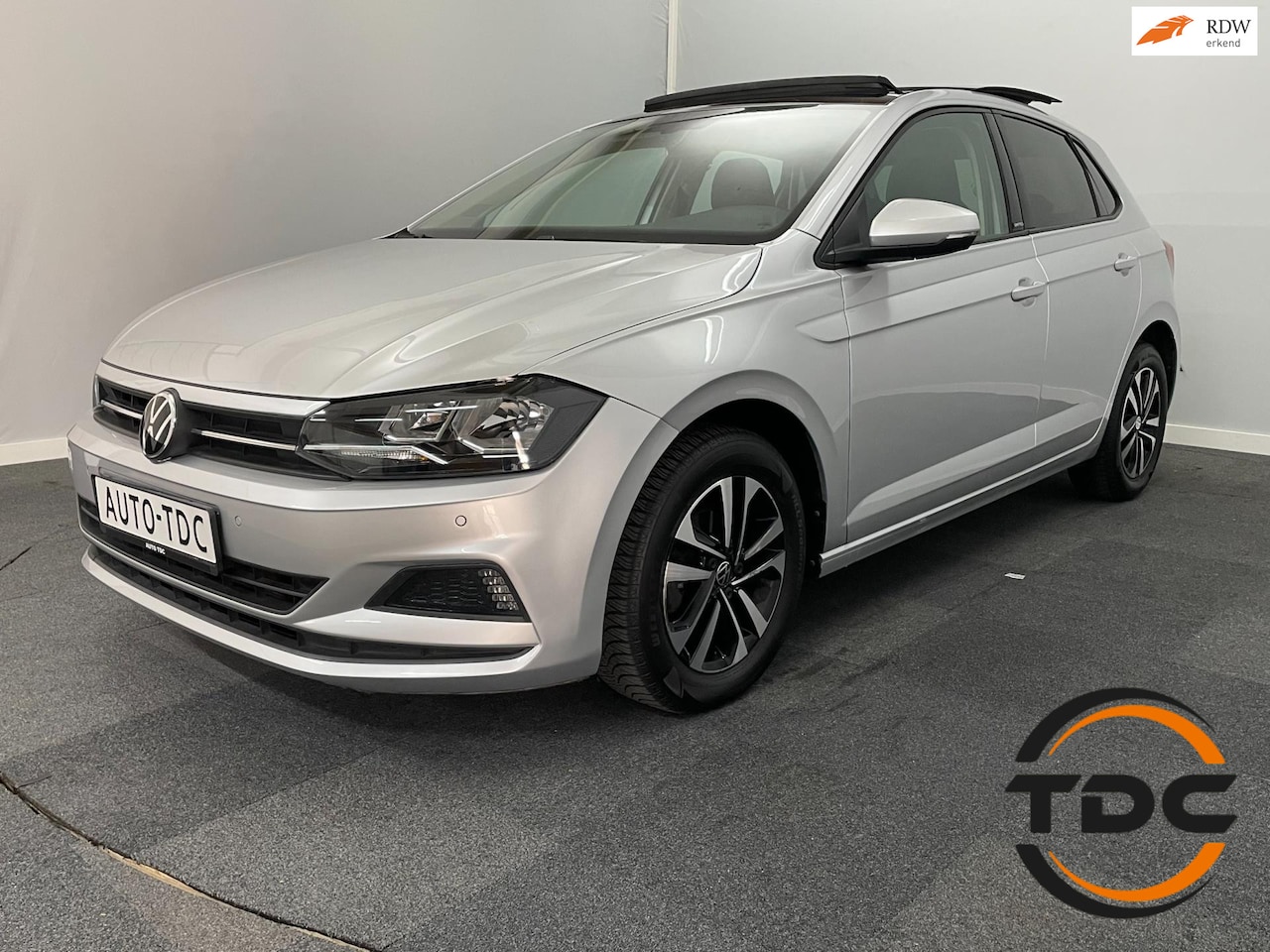 Volkswagen Polo - 1.0 TSI DSG PANO CAMERA VIRTUAL ADAP-CRUISE - AutoWereld.nl