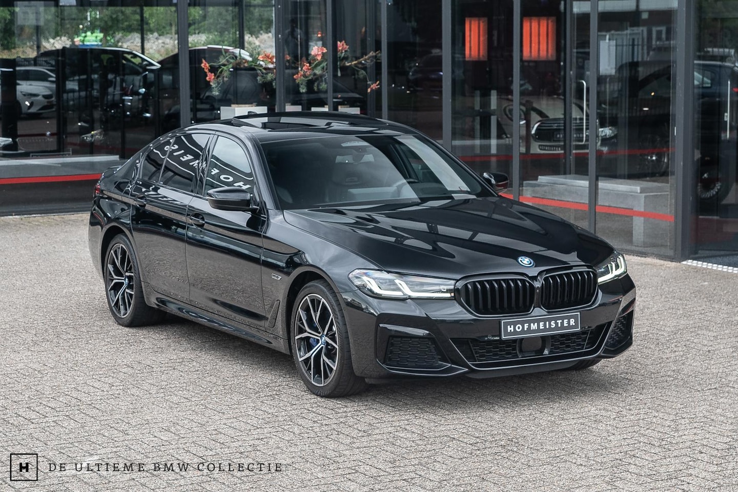 BMW 5-serie - 530e xDrive M-Sport | M-Stoelen | H/K - AutoWereld.nl