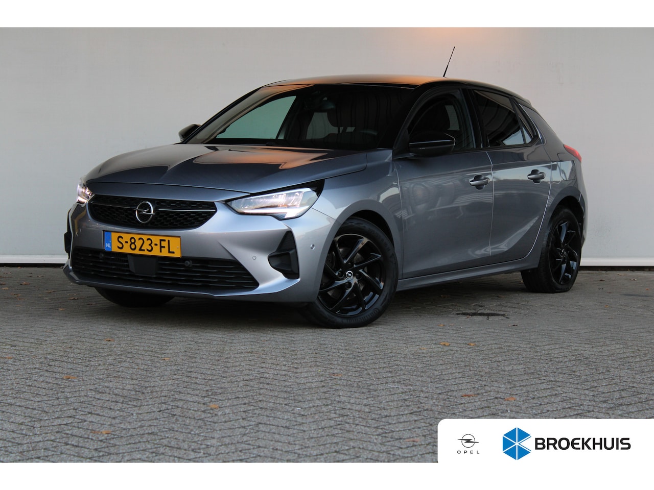 Opel Corsa - 1.2 GS Line | Achteruirijcamera | Dodehoekdetectie | Apple Carplay | - AutoWereld.nl