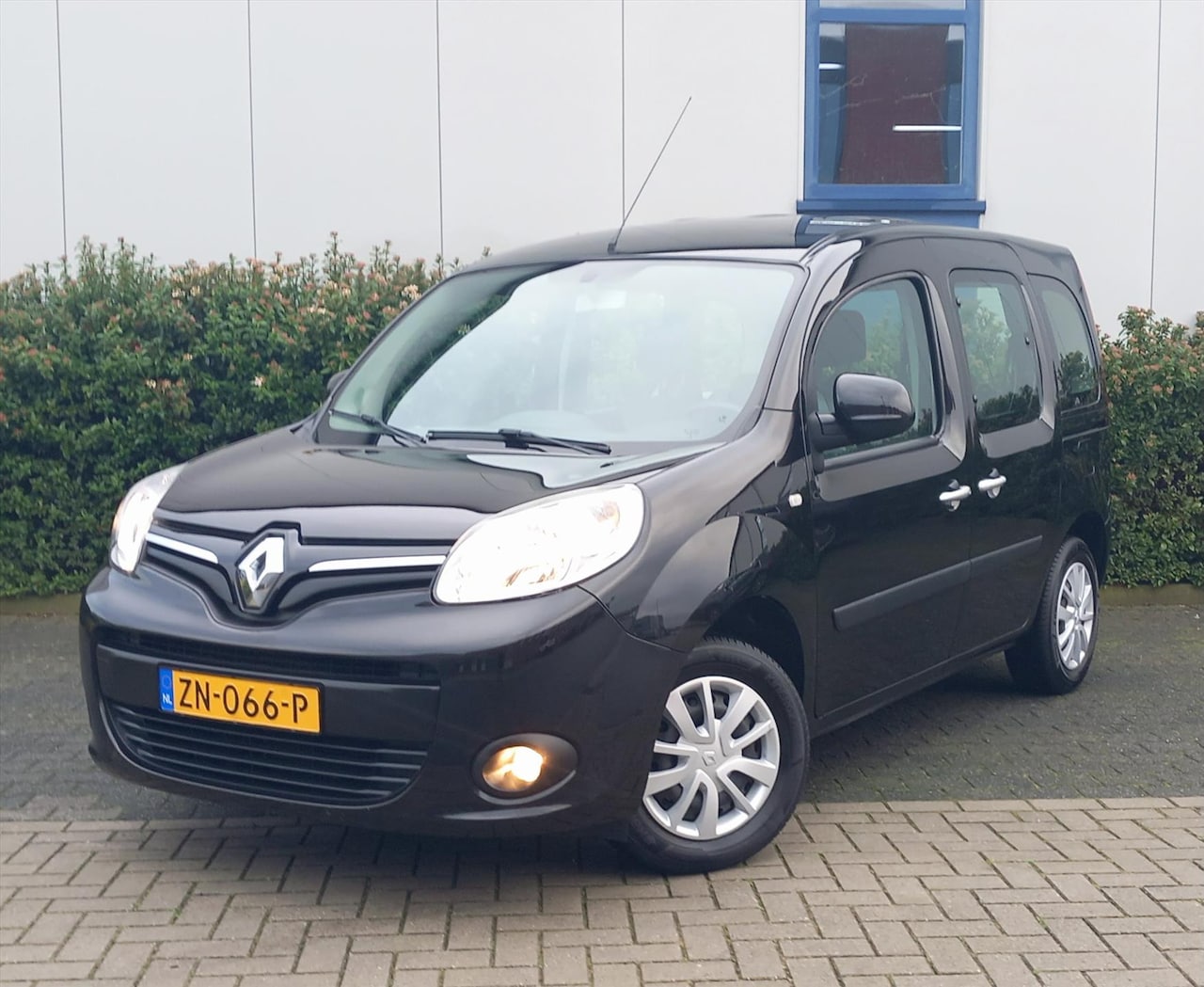 Renault Kangoo Family - Ii 1.2 TCe 115pk Expression Trekhaak - AutoWereld.nl