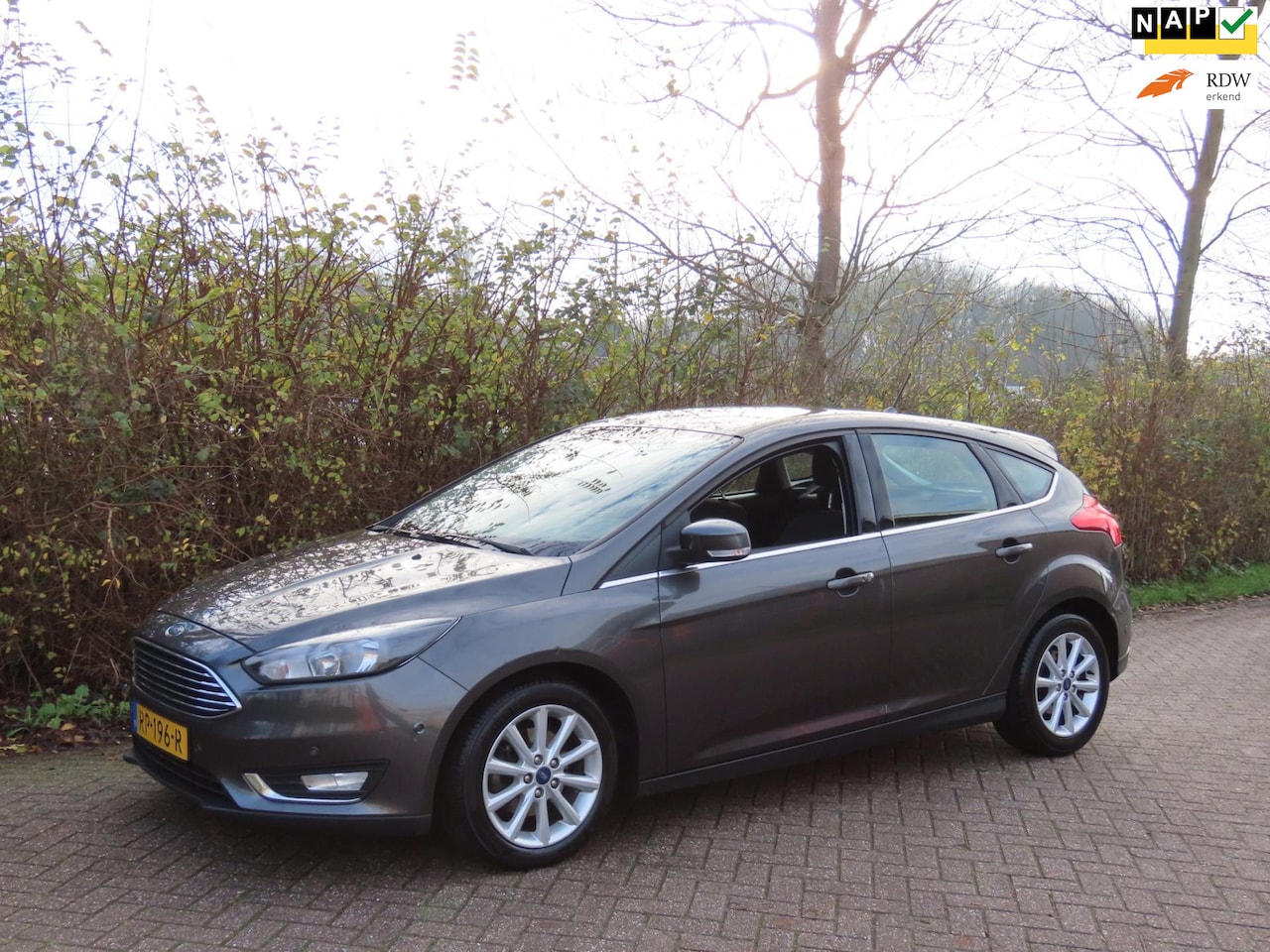 Ford Focus - 1.0 Titanium *1e EIG ! *Navi *Keyless *Cruise - AutoWereld.nl