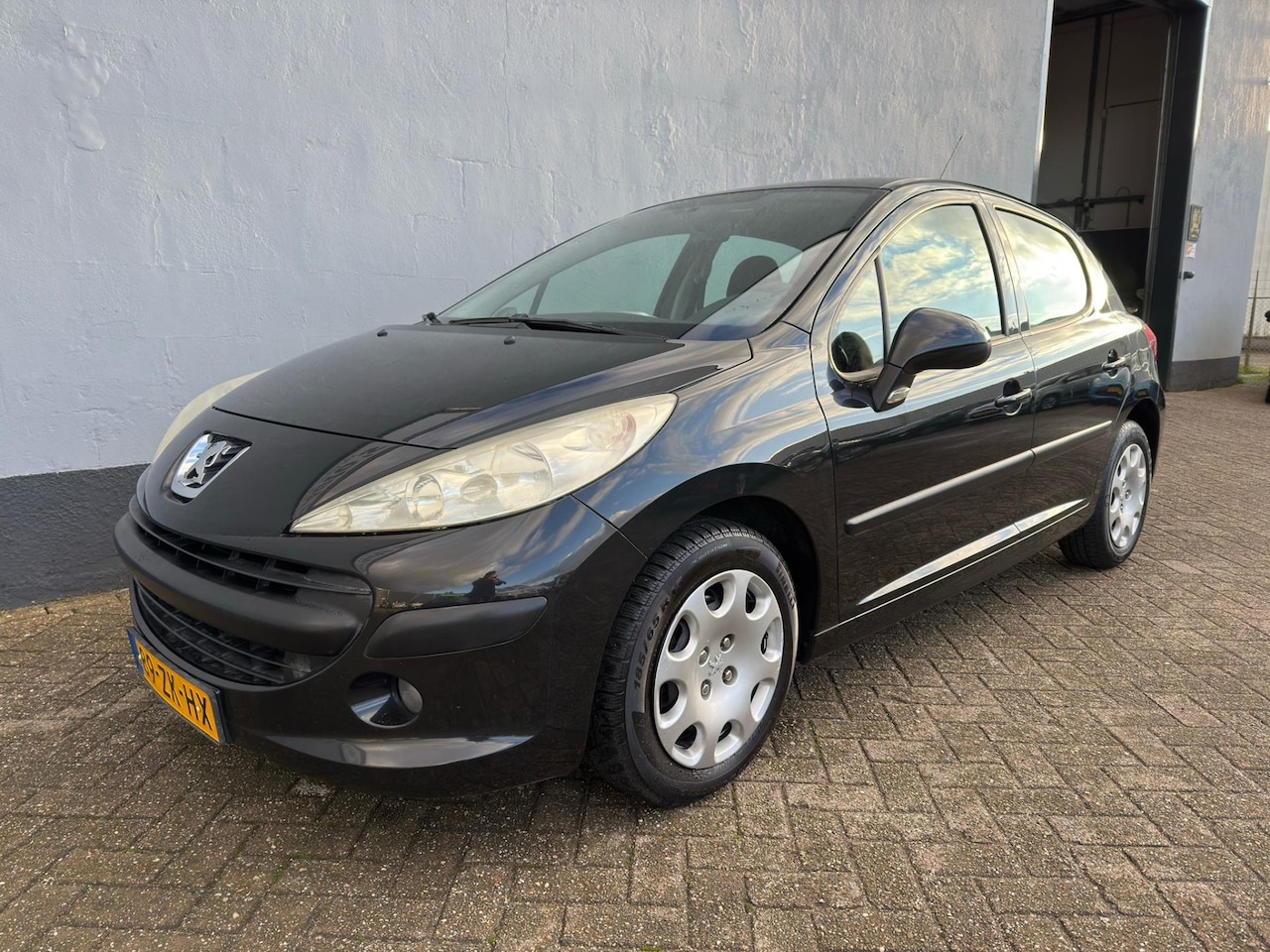 Peugeot 207 - 1.4 VTi Cool 'n Blue 5-Deurs - Airco - AutoWereld.nl