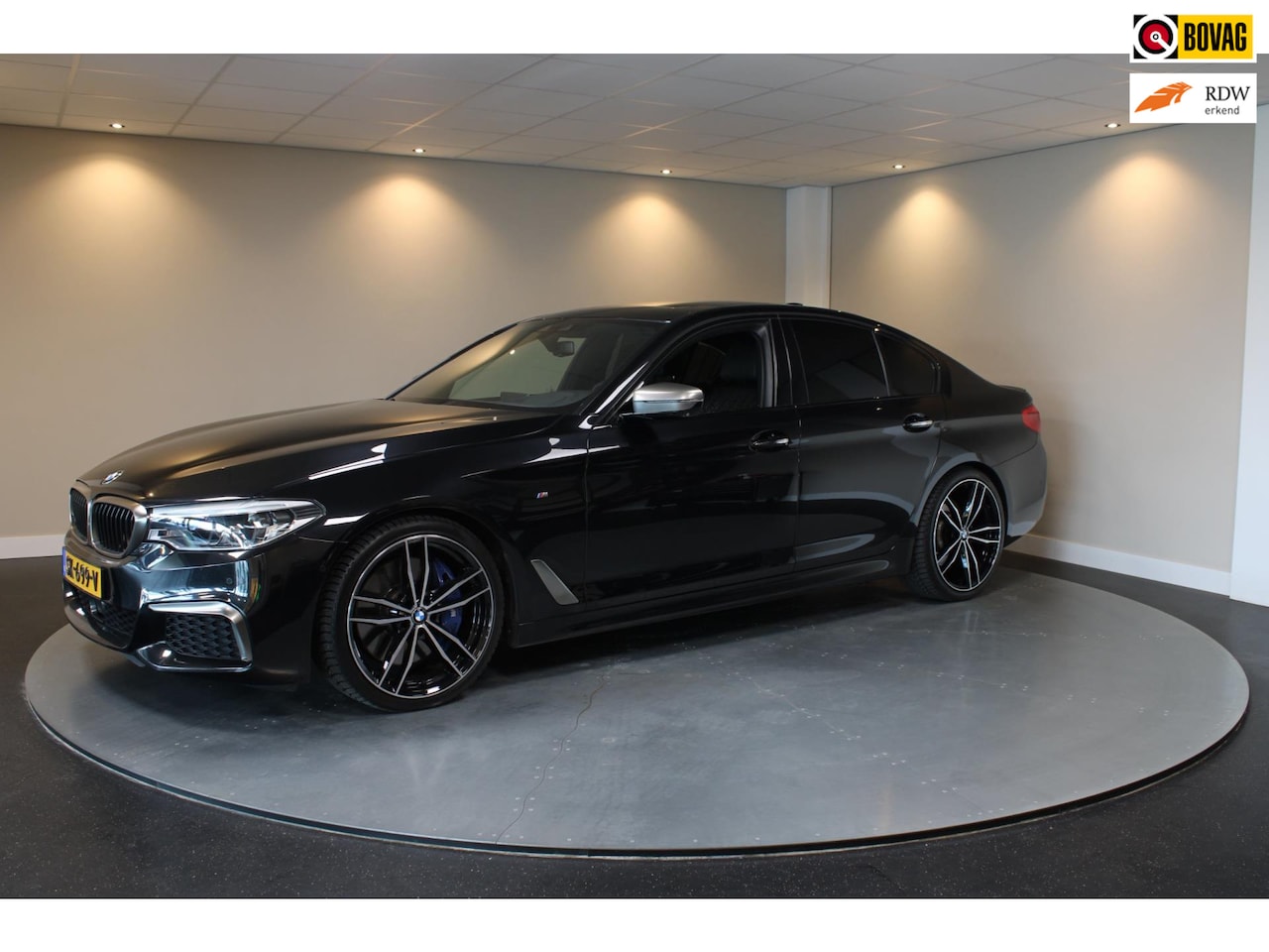 BMW 5-serie - M550i xDrive High Executive 550Pk! *Full-Options* Stage 1 - AutoWereld.nl