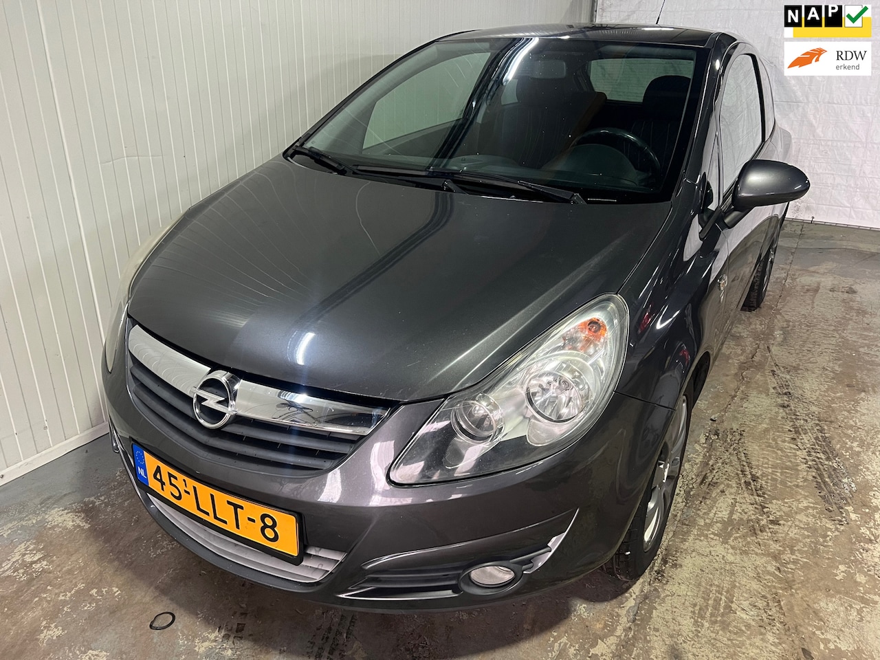 Opel Corsa - 1.4-16V '111' Edition 1.4-16V '111' Edition - AutoWereld.nl