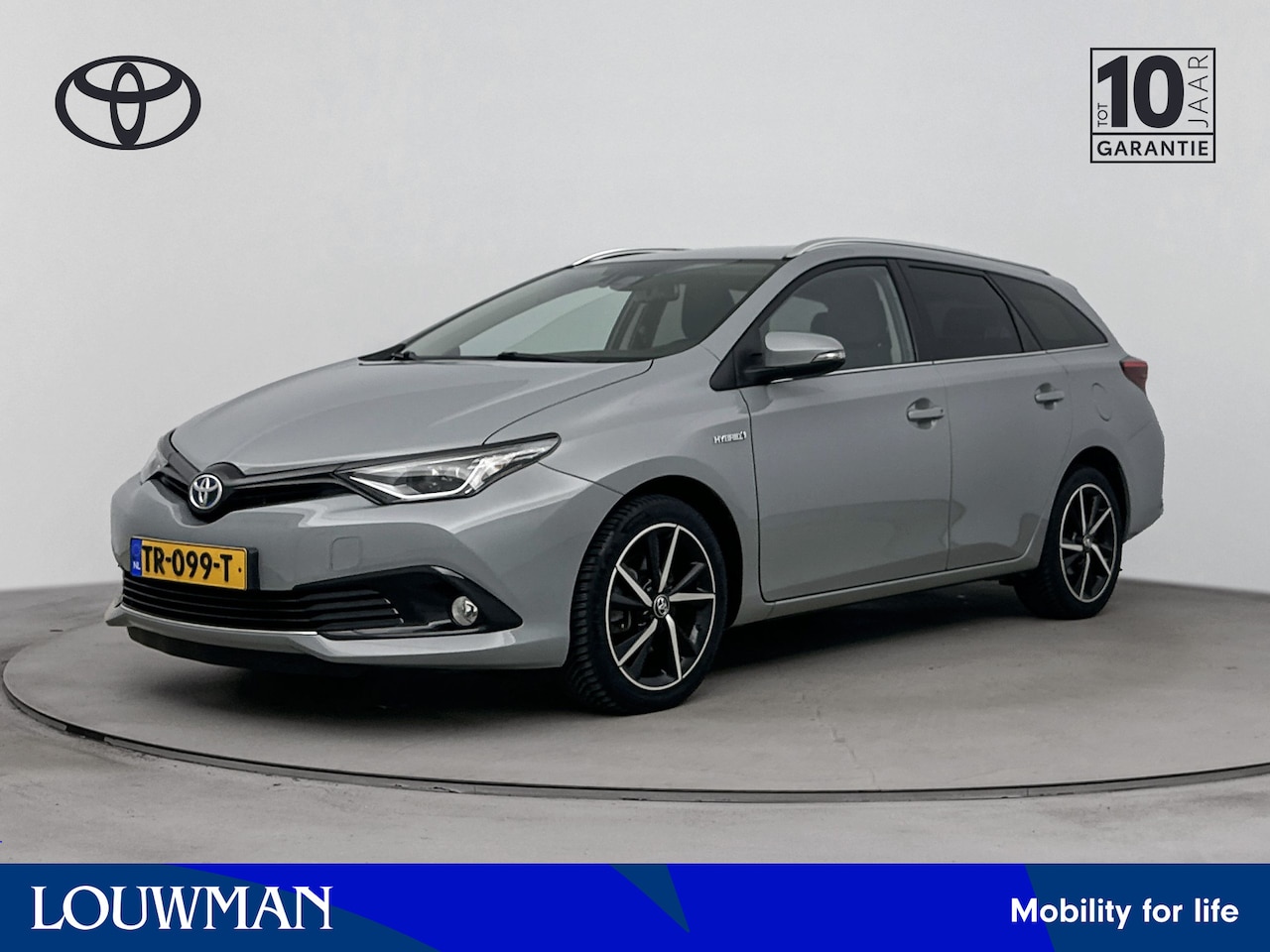 Toyota Auris Touring Sports - 1.8 Hybrid Exclusive | Trekhaak | Stoelverwarming | Navigatie - AutoWereld.nl